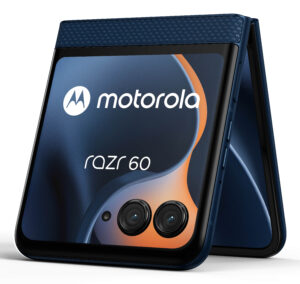 Motorola razr 60. Skærm diagonal: 17,5 cm (6.9""), Skærmopløsning: 2640 x 1080 pixel. Processorserie: MediaTek Dimensity. RAM kapacitet: 8 GB, Intern lagerkapacitet: 256 GB. Bagerste kamera opløsning (numerisk): 50 MP, Bagkamera type: Dobbelt kamera. SIM-korts kapacitet: Dual SIM. Operativsystem installeret: Android 15. Batterikapacitet: 4500 mAh. Produktfarve: Blå. Vægt: 188 g - Billede 4