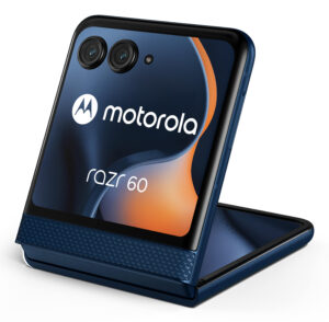 Motorola razr 60. Skærm diagonal: 17,5 cm (6.9""), Skærmopløsning: 2640 x 1080 pixel. Processorserie: MediaTek Dimensity. RAM kapacitet: 8 GB, Intern lagerkapacitet: 256 GB. Bagerste kamera opløsning (numerisk): 50 MP, Bagkamera type: Dobbelt kamera. SIM-korts kapacitet: Dual SIM. Operativsystem installeret: Android 15. Batterikapacitet: 4500 mAh. Produktfarve: Blå. Vægt: 188 g - Billede 5